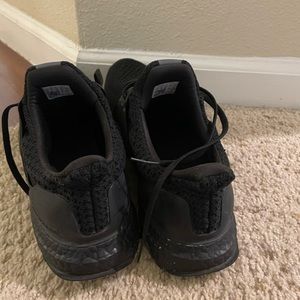 Men’s size 12 Adidias Black shoes